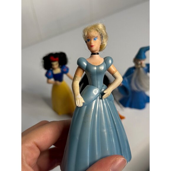 VTG Disney Princess Figures Lot of 4 Snow White Cinderella Pocahontas Merlin PVC - Picture 8 of 9